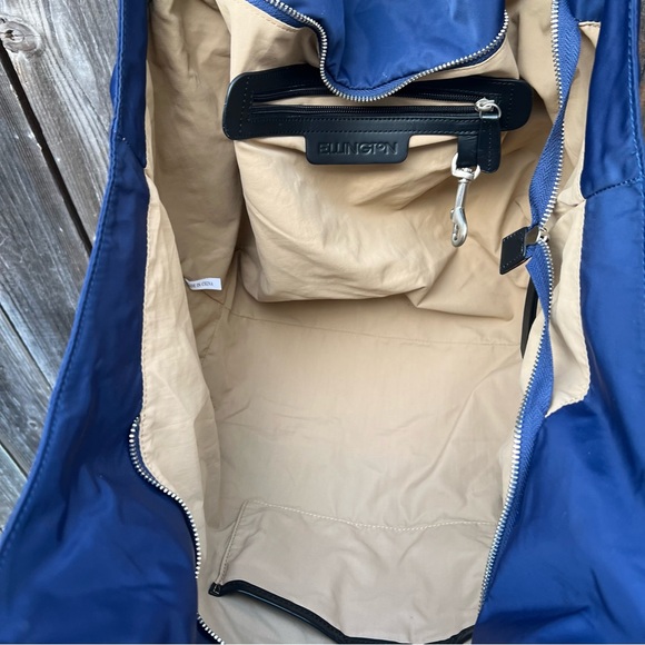 Ellington Lrg Nylon Tote - Picture 4 of 6